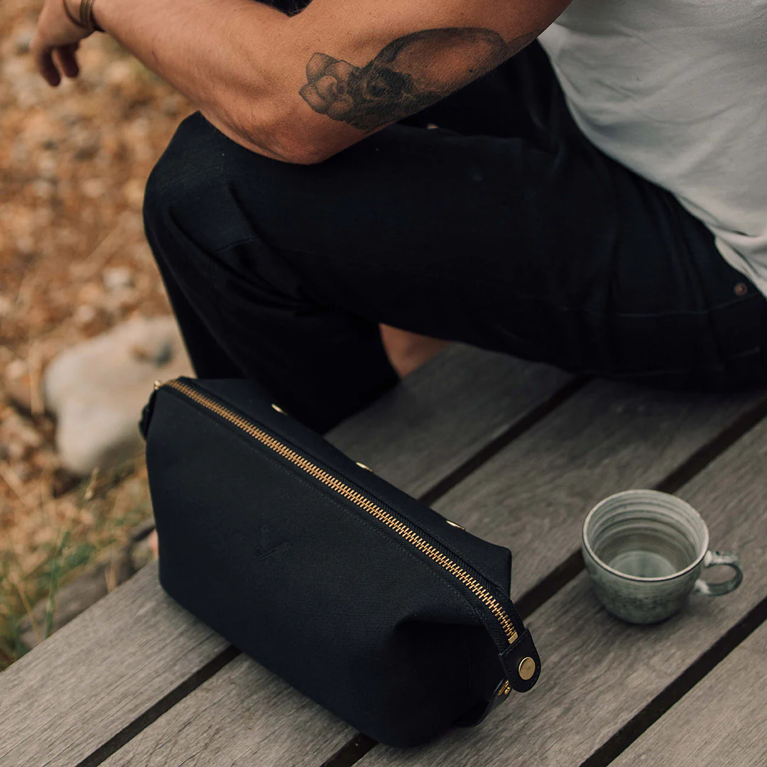 Canvas Wash Bag / Dopp Kit - Black - Image 9