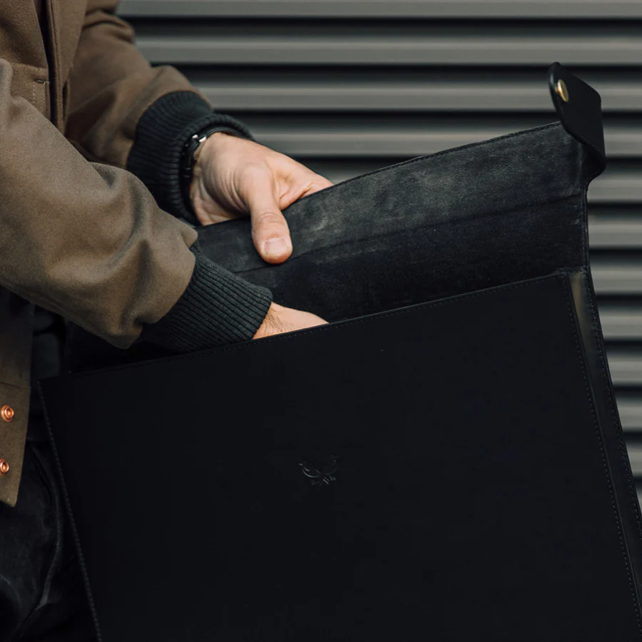 Large Folio - Black Leather - Image 10