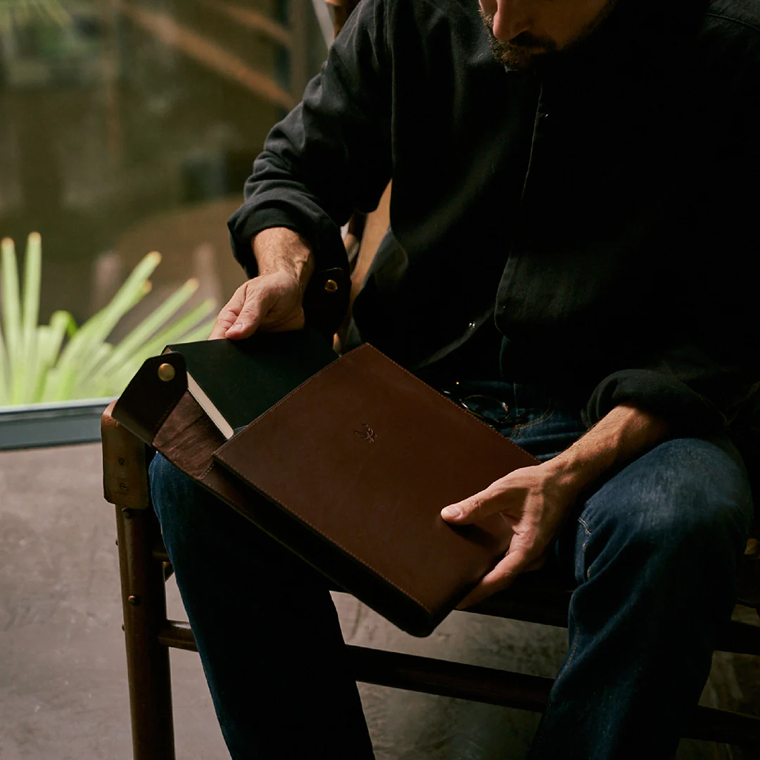 Small Folio - Brown Leather - Image 10
