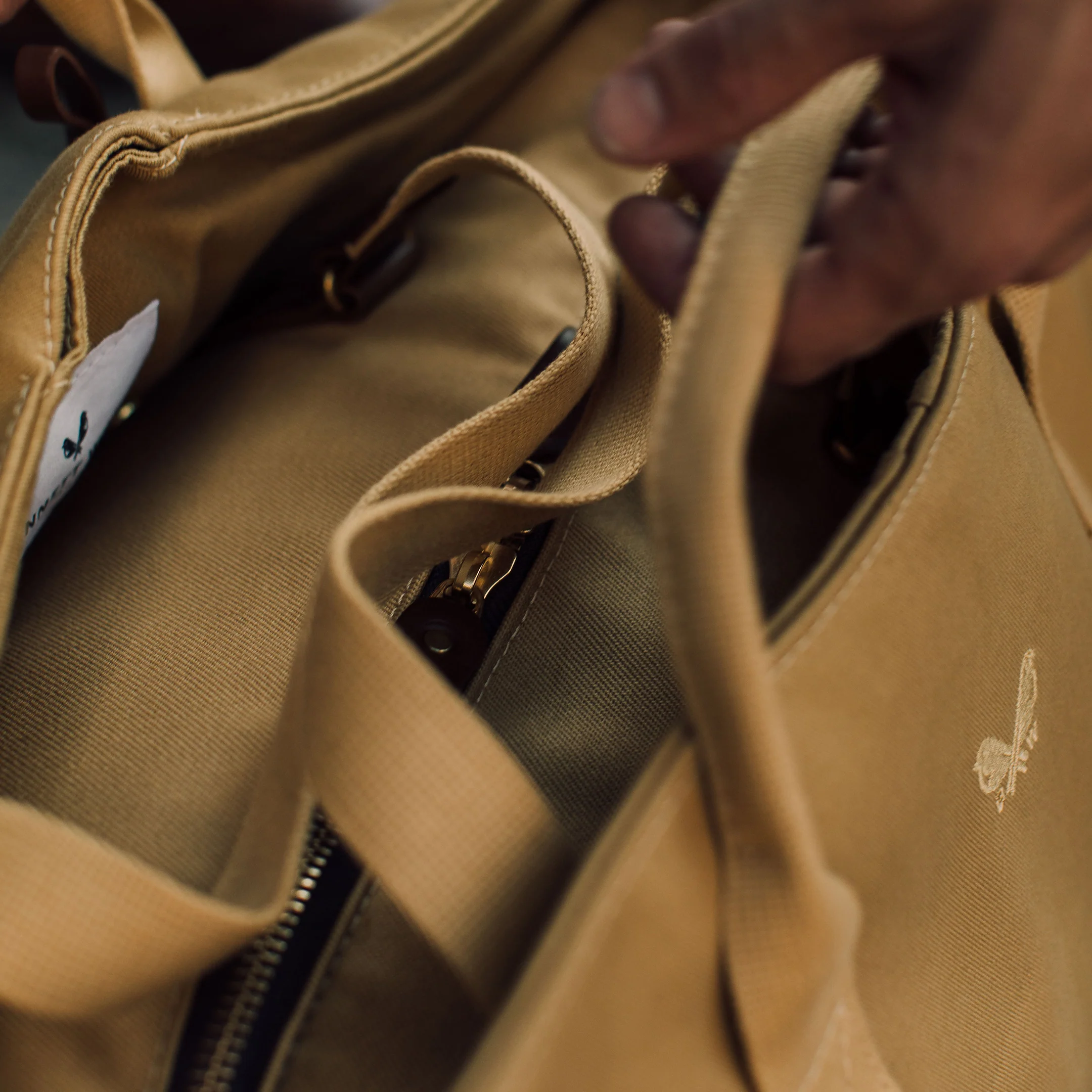 S.C Holdall - Sand - Image 14