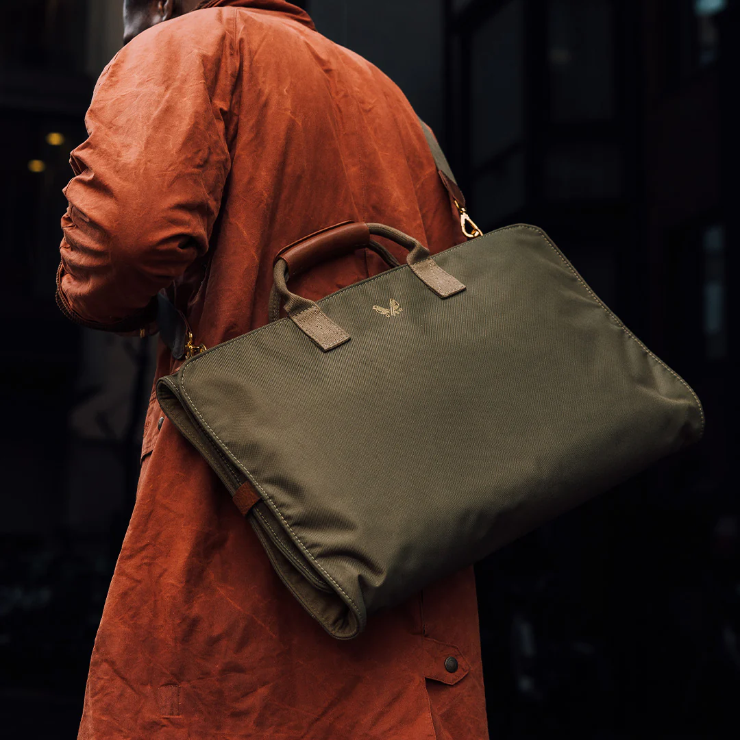 Trifold - Olive - Image 13