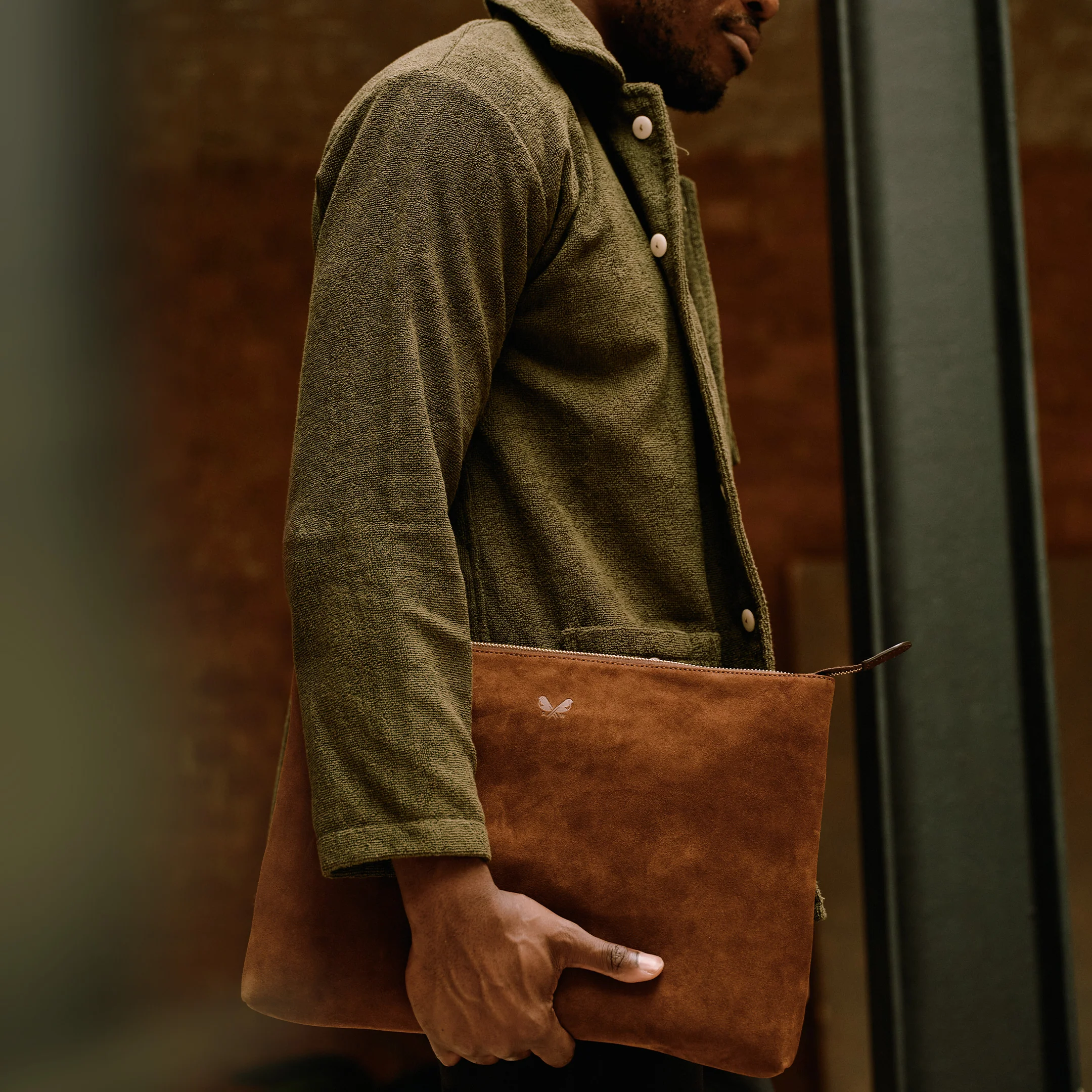 Suede Flight Folio XL - Tobacco Brown - Image 10