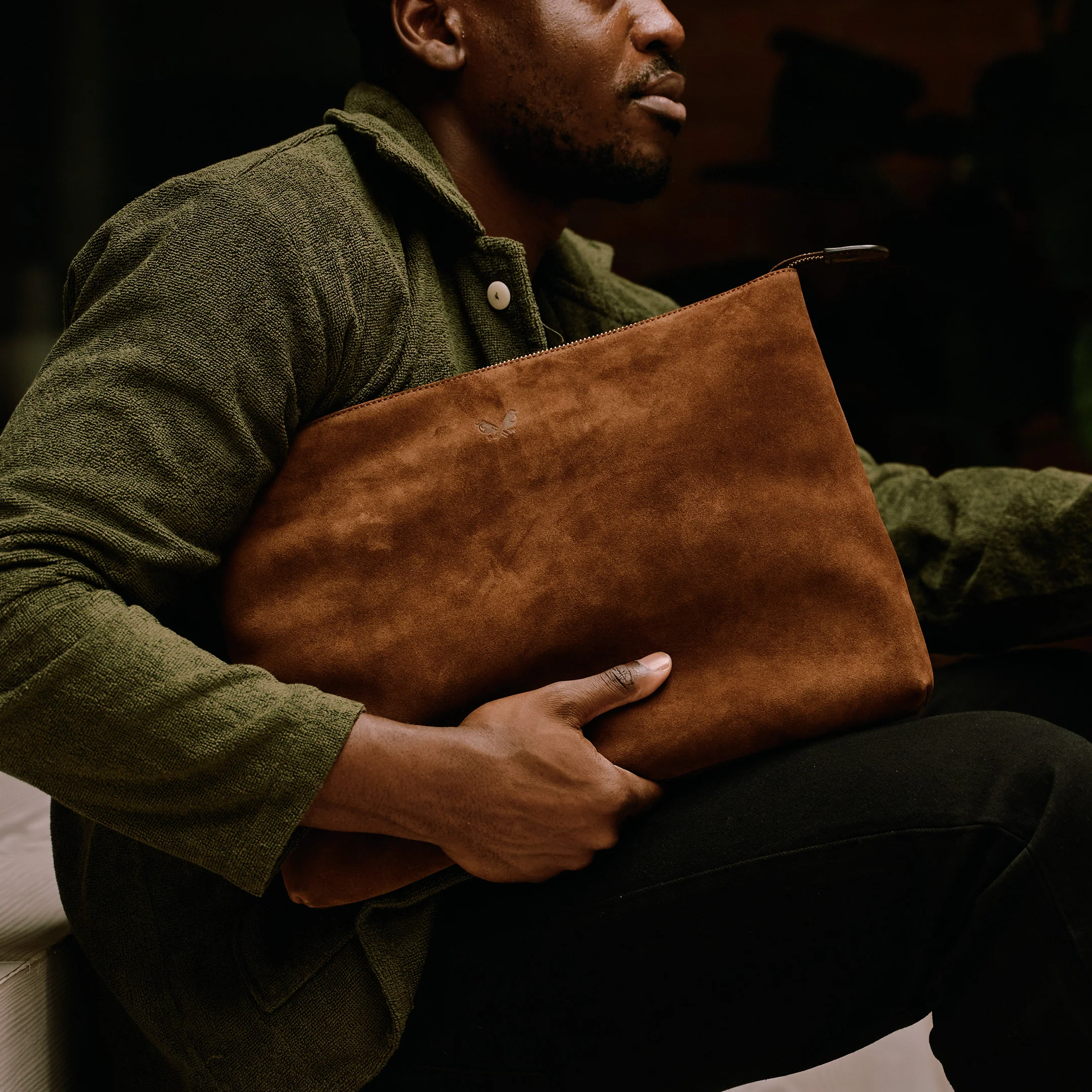 Suede Flight Folio XL - Tobacco Brown - Image 12